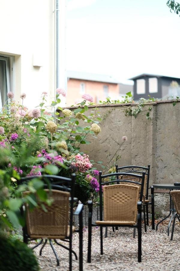 Apartments Zur Alten Konditorei Шверин Экстерьер фото