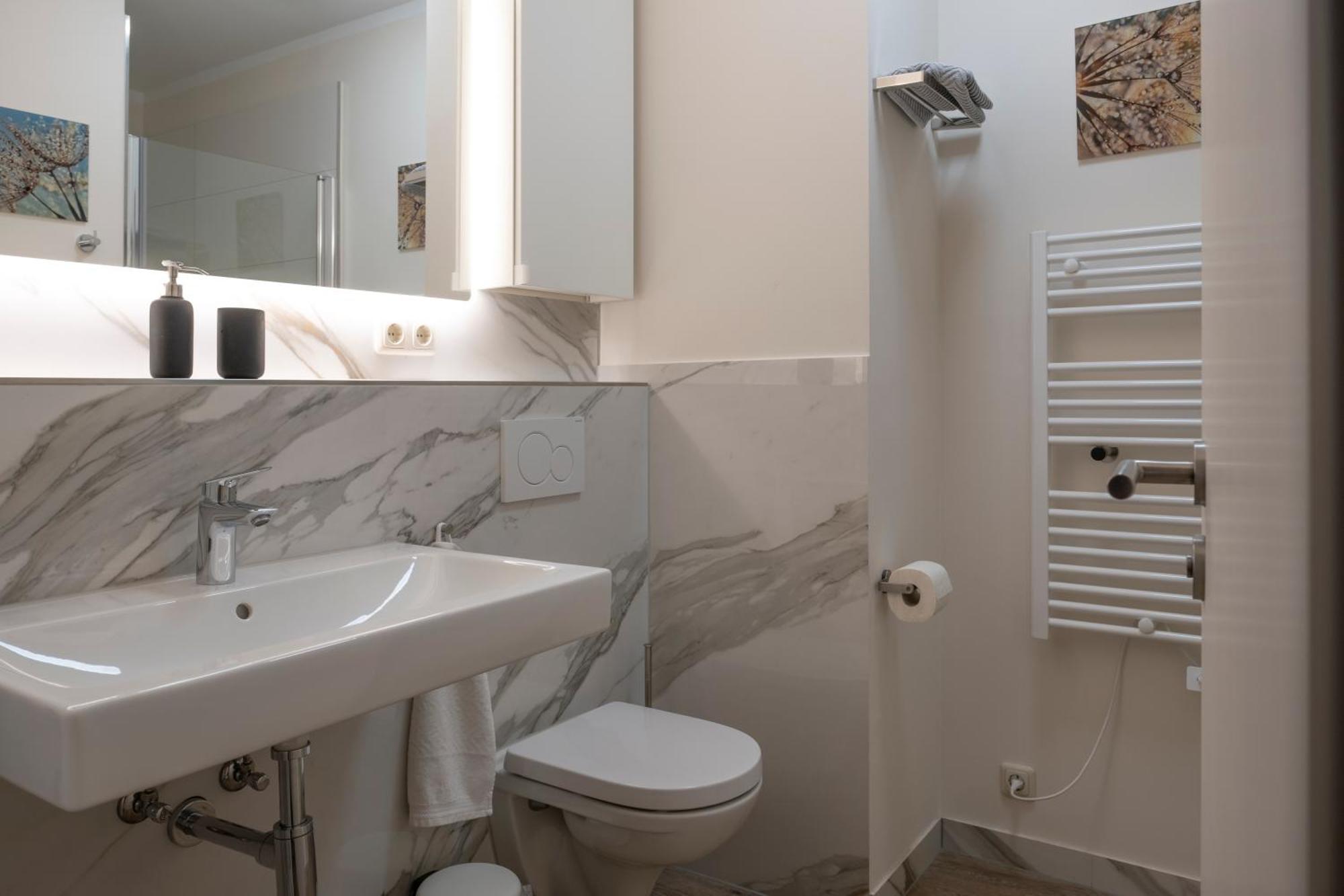Apartments Zur Alten Konditorei Шверин Номер фото